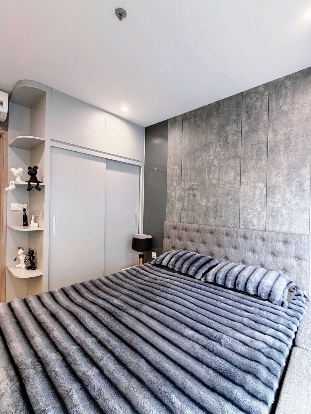Opal 2PN S2.18-12A16 - Vinhomes Ocean Park 1