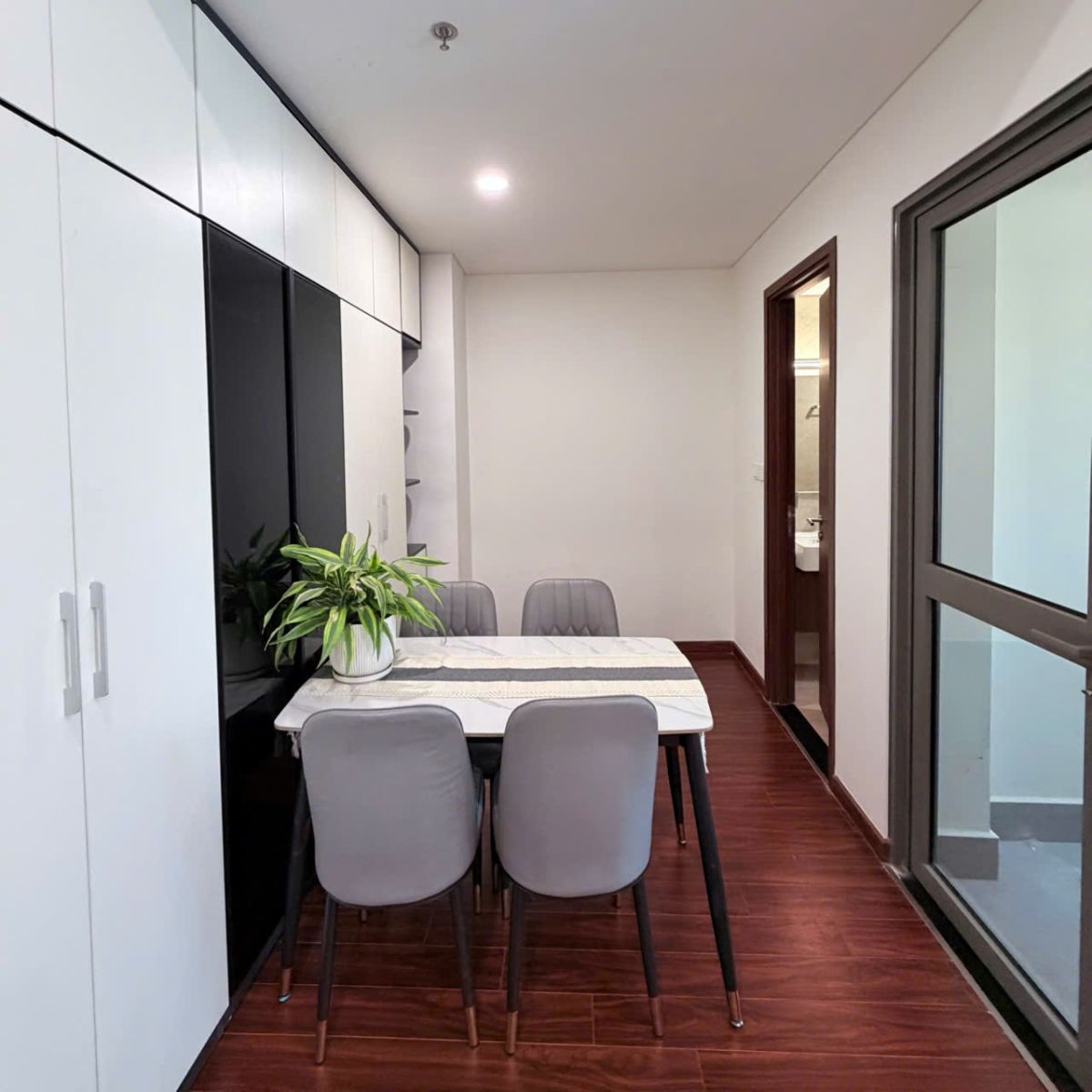 Maris Studio H2.2527 - Vinhomes Ocean Park 1