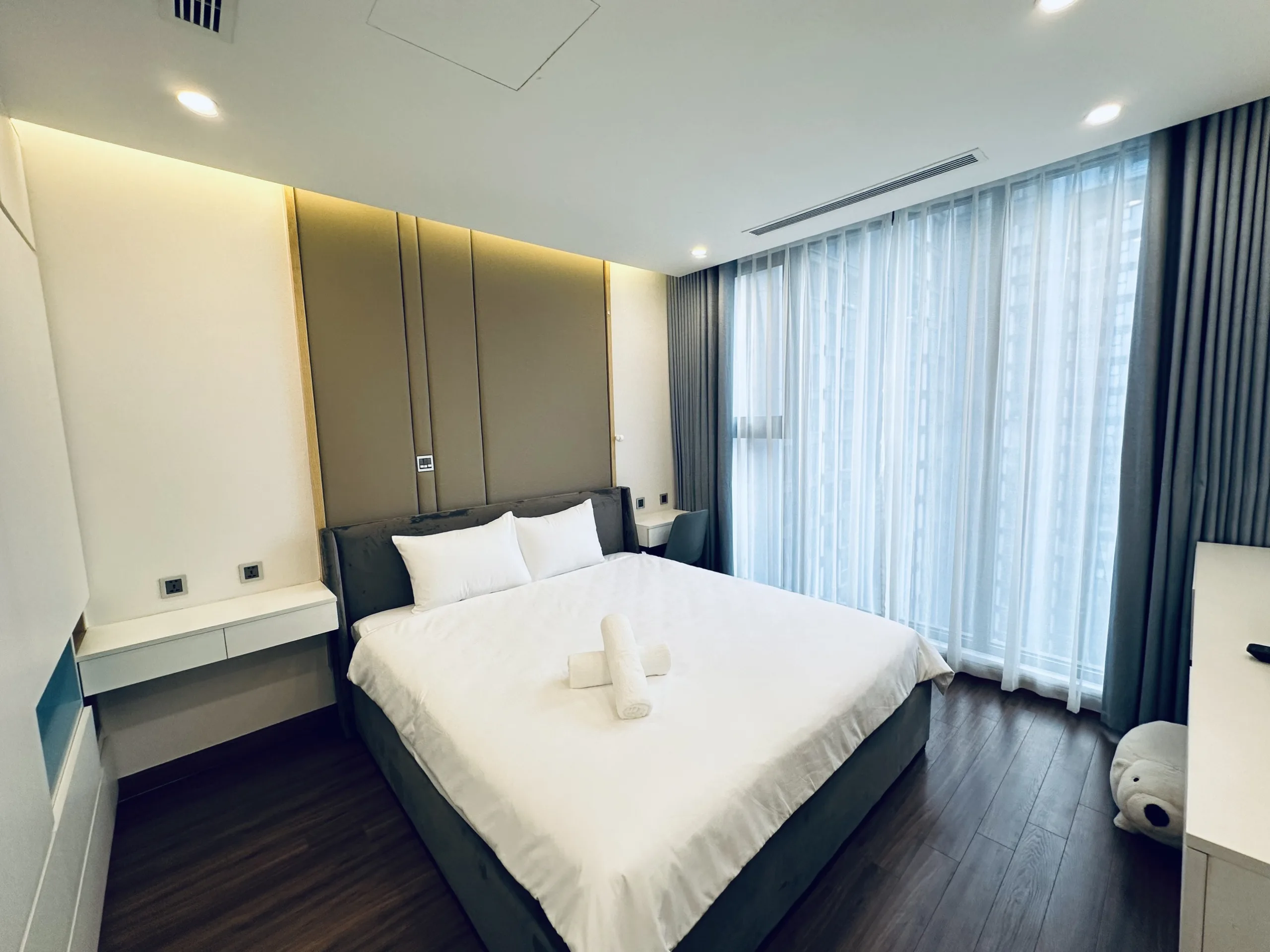 Homestay Vinhomes Metropolis - Căn hộ dịch vụ Luxury
