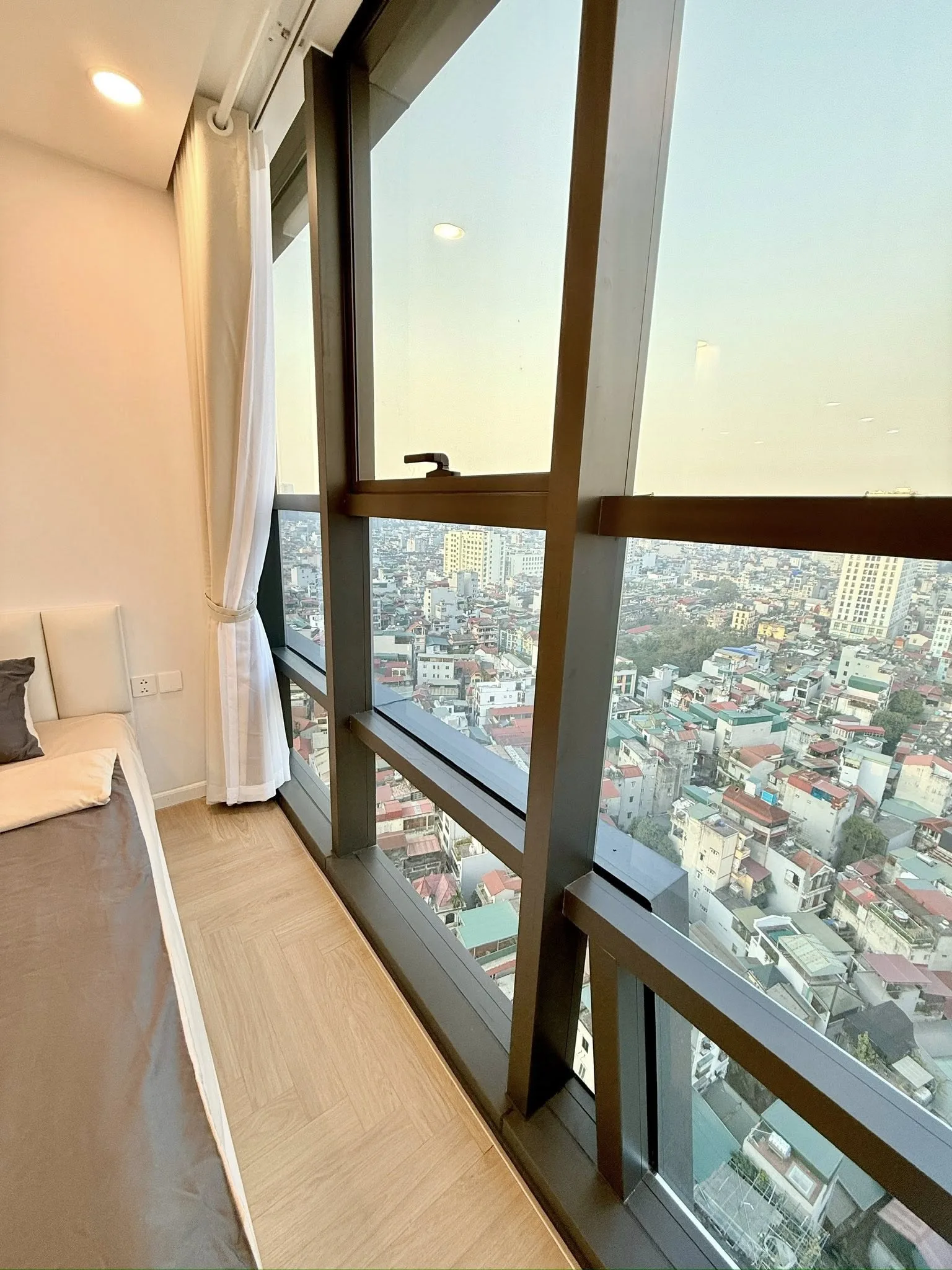Homestay Royal City – The Ninety Complex Đống Đa