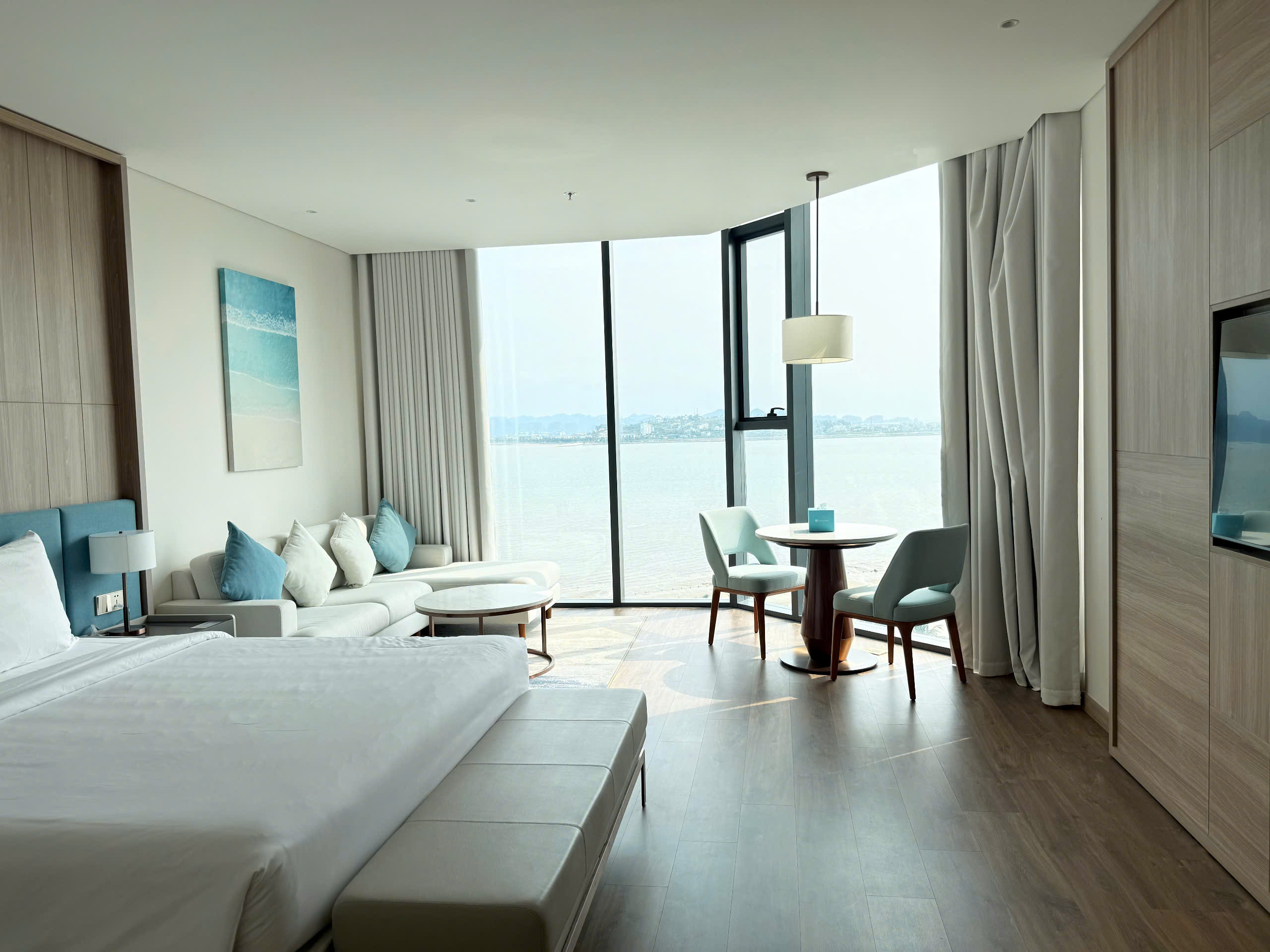 Sun Ocean Homestay A606 View Biển Alacarte Hạ Long
