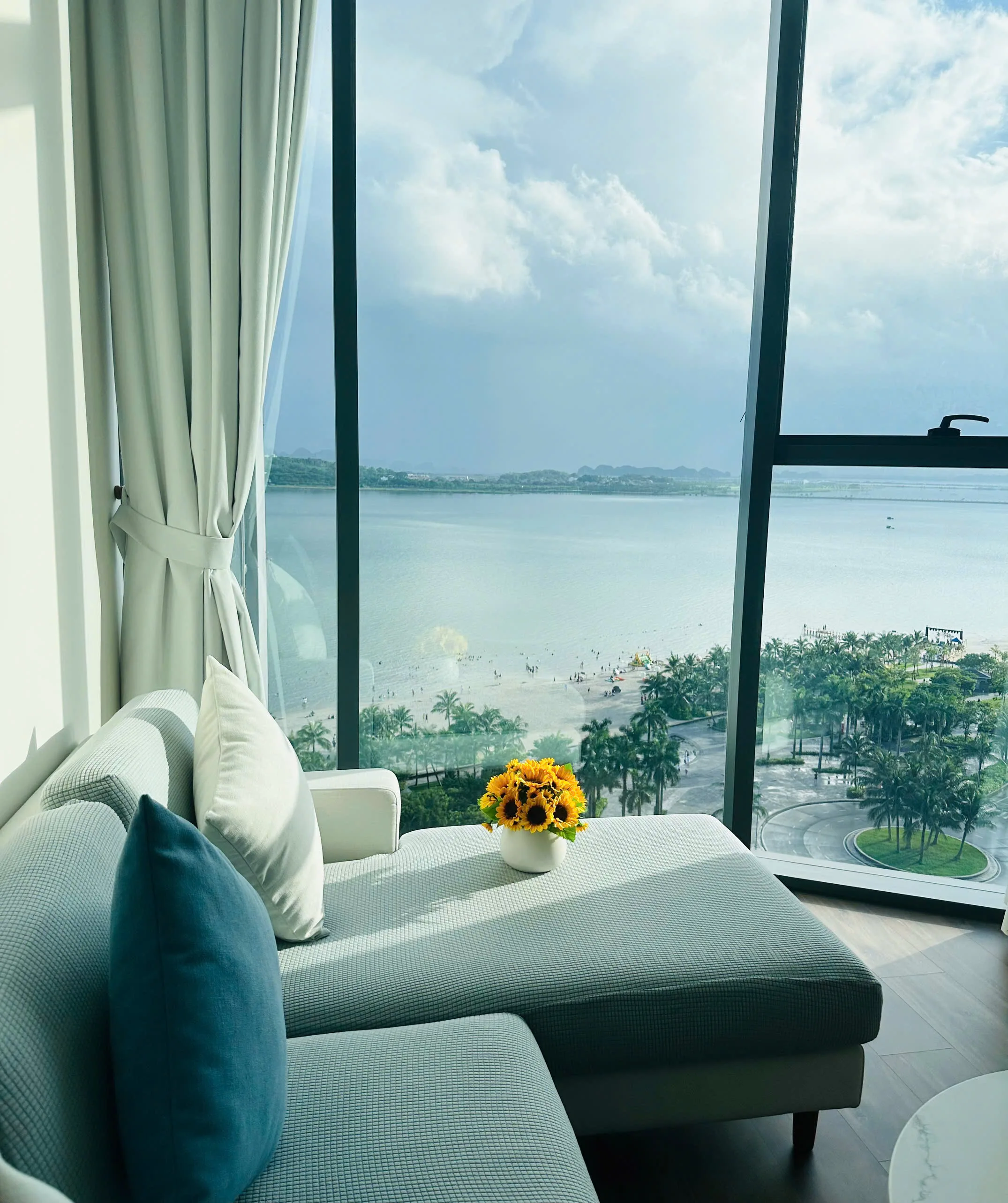 Homestay View Biển B1202 Alacarte Hạ Long