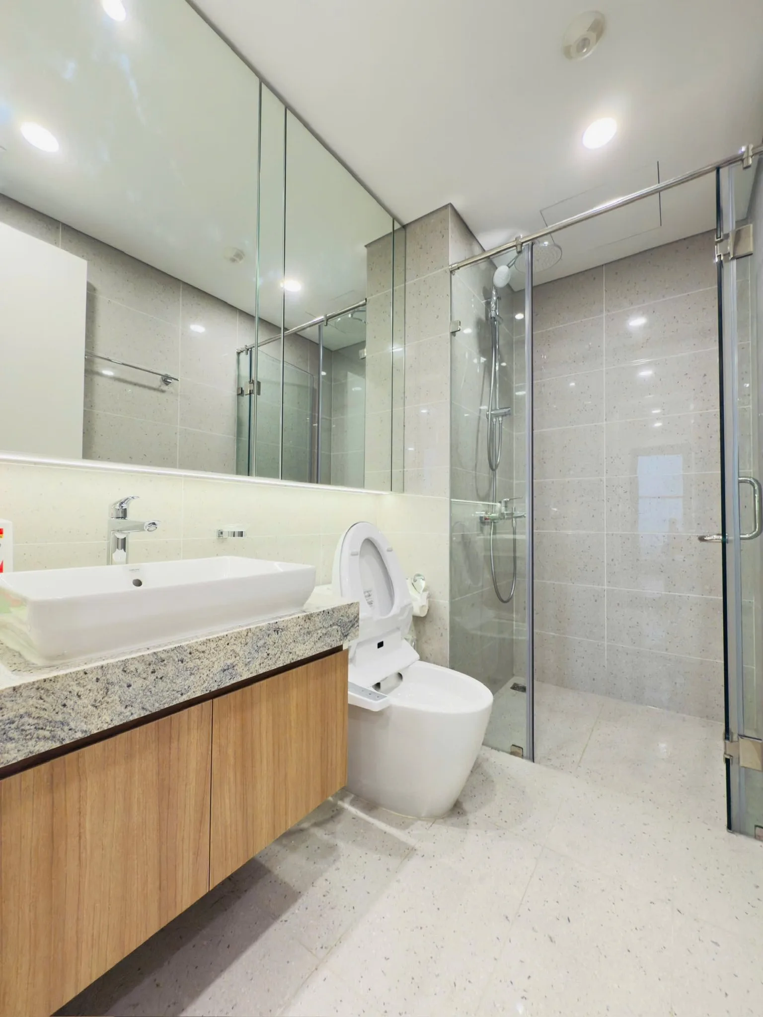 Homestay Đường Láng View Đẹp The Ninety