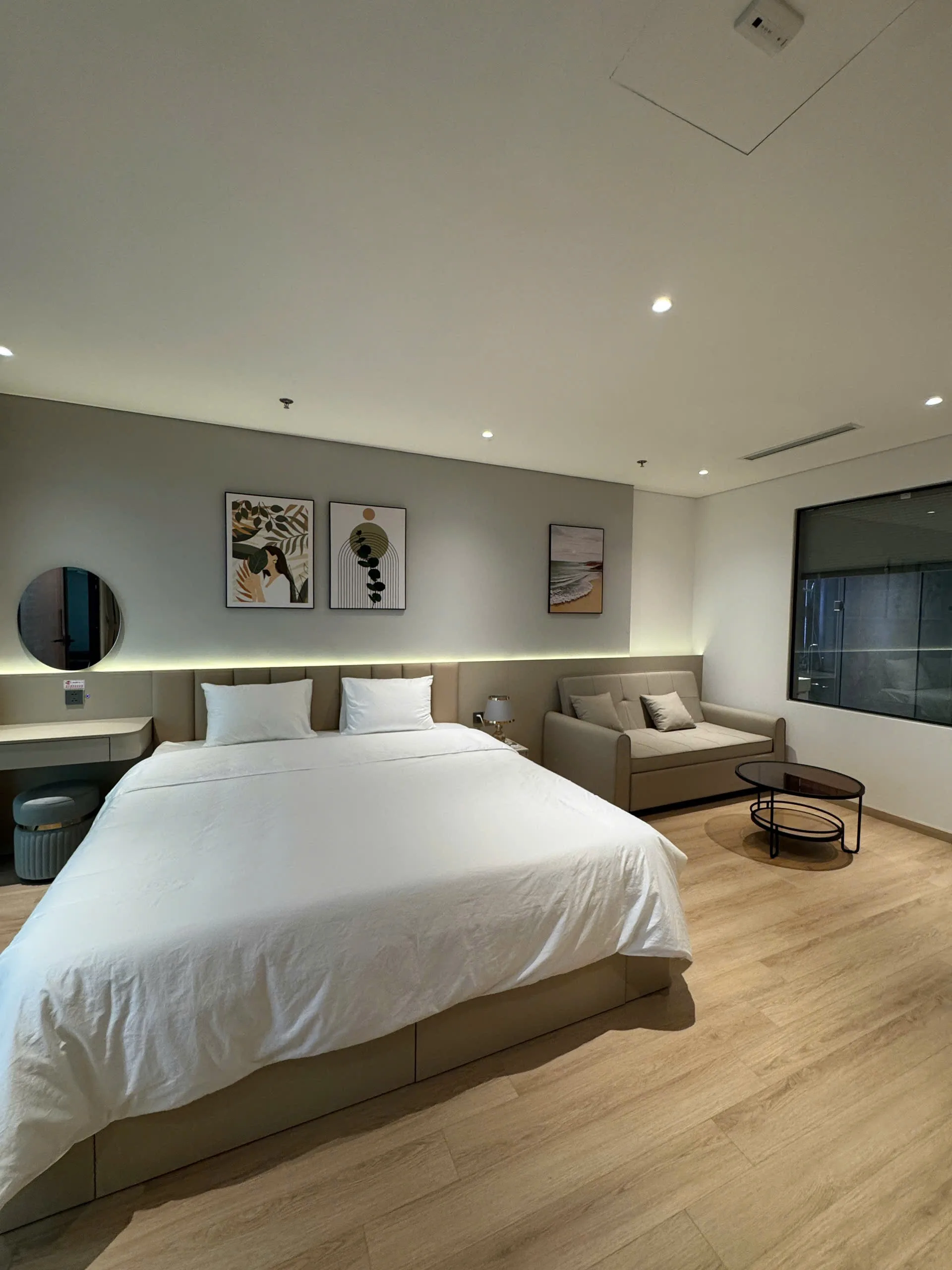 Homestay The Holiday Hạ Long Giá Tốt