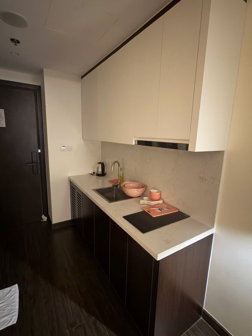 Homestay Sapphire Hạ Long Ban Công View Biển Đẹp