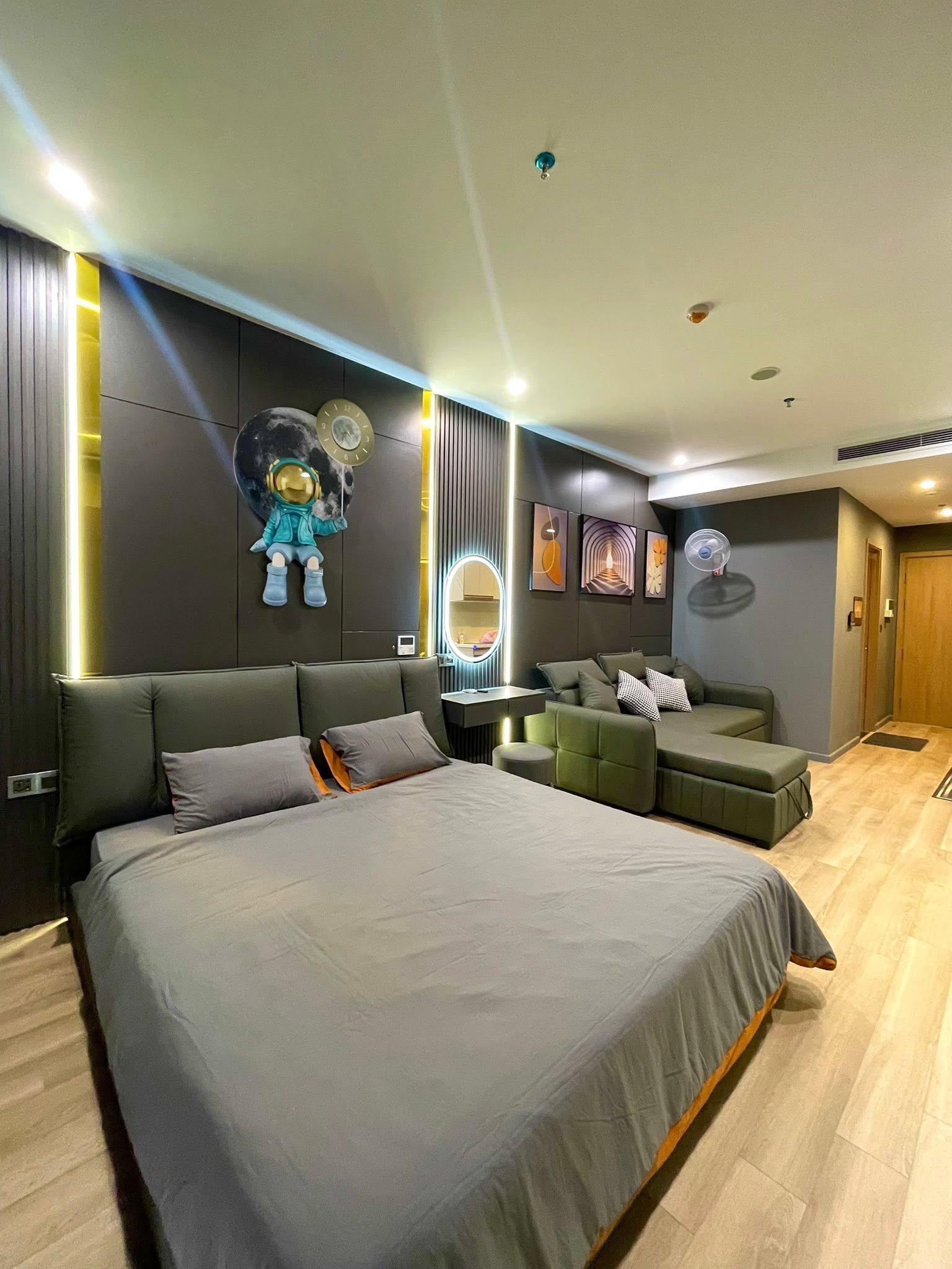 Homestay Icon 40 Hạ Long View Biển Ngắm Pháo Hoa