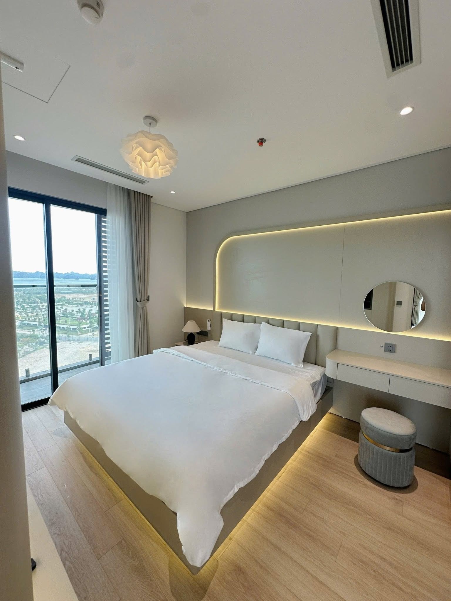 Homestay The Holiday Hạ Long View Biển - 2 BED ROOM
