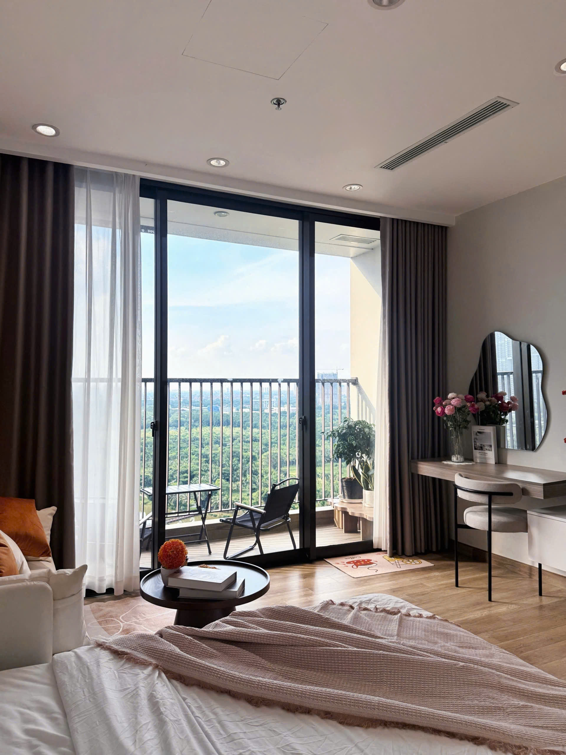 Sương Mai Studio 18A06A R2 - Homestay Ecopark