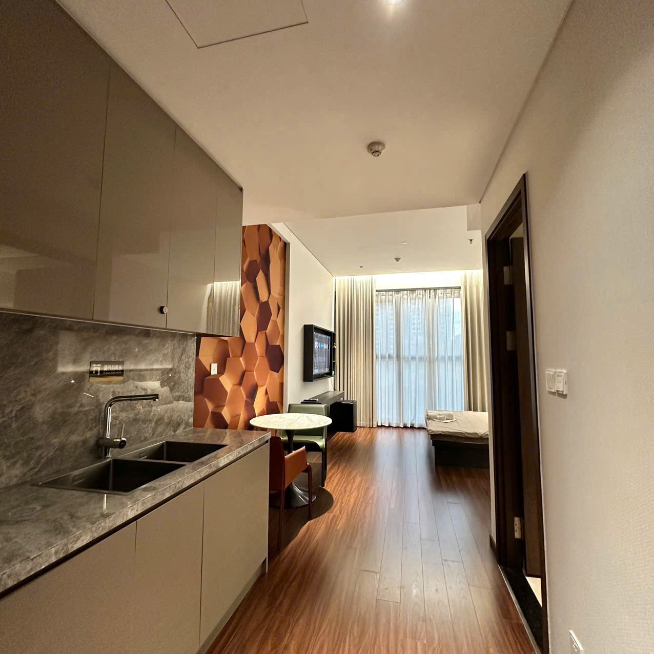 Maris Studio H2.2527 - Vinhomes Ocean Park 1